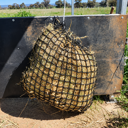 GUTZBUSTA Knotless HayNet - Small (holds 2 - 3 biscuits)