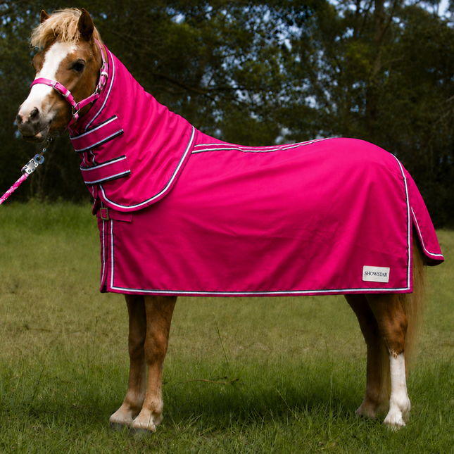 ShowStar 2Tone - Neckcombo - Fuchsia with Black Trim + Tailbag 2'9 - 4'6